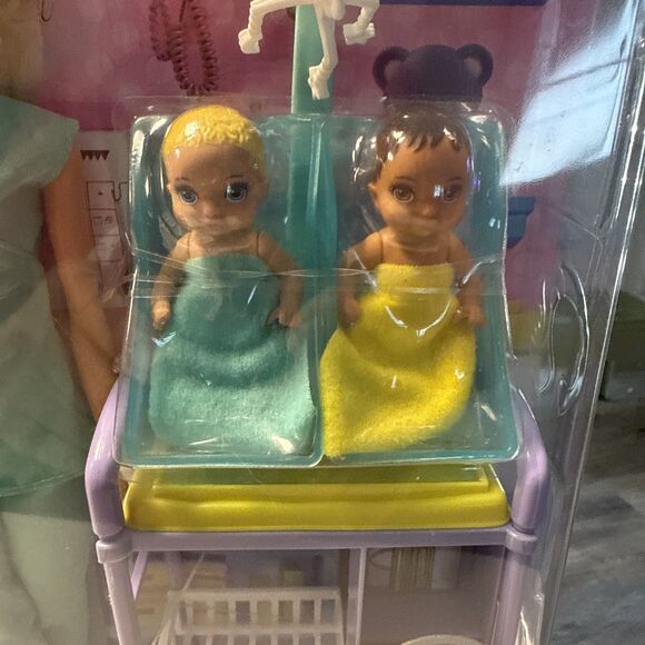 Barbie You Can Be Anything Baby Doctor 2 Babies New In Box Factory Sealed 2019 - Picture 3 of 8